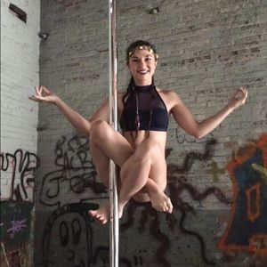 Meet your Posher, Courtney Tate!